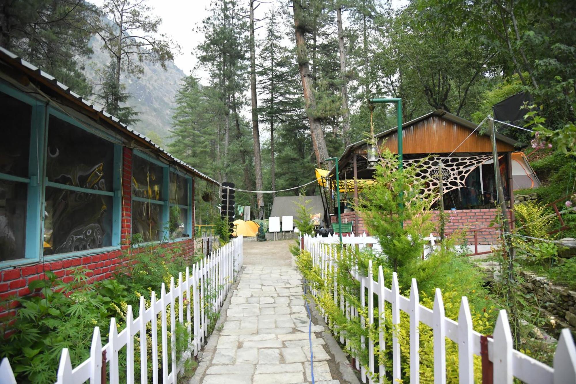 Himtrek Riverside Camps, Kasol Bagian luar foto